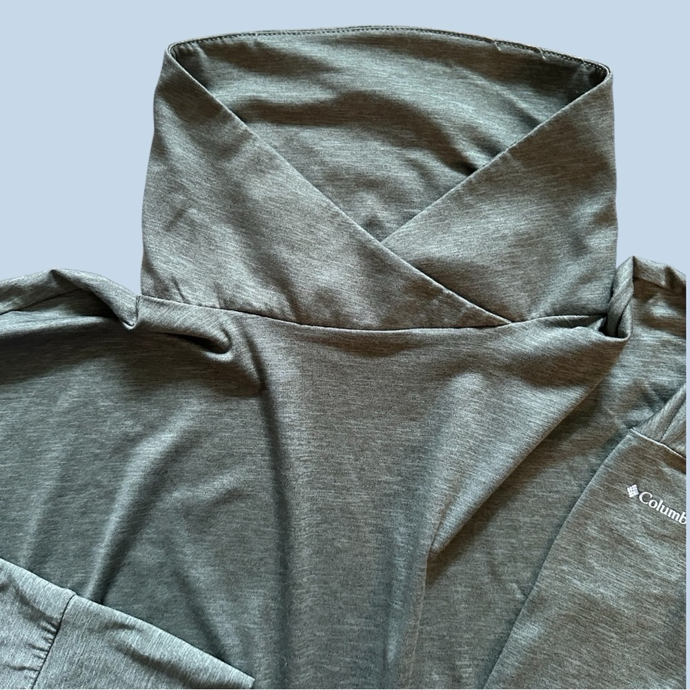 NWOT Columbia Pine Street Split Cowl
Neck/Split Back Athletic Pullover • XS - Picture 4 of 13